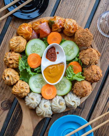 Momo Platter