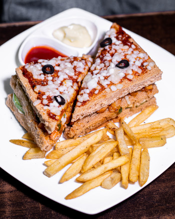 Moki Special Sandwich