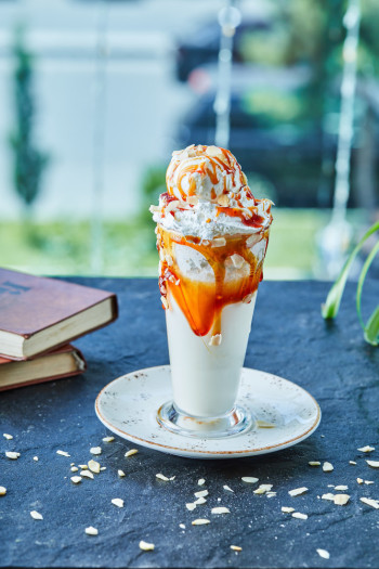 Iced Caramel Machhiato